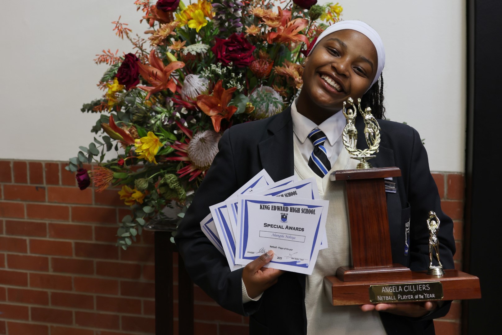 Alungile_Nohiya_-_Netball_Player_of_the_Year.jpg Alungile_Nohiya_-_Netball_Player_of_the_Year.jpg