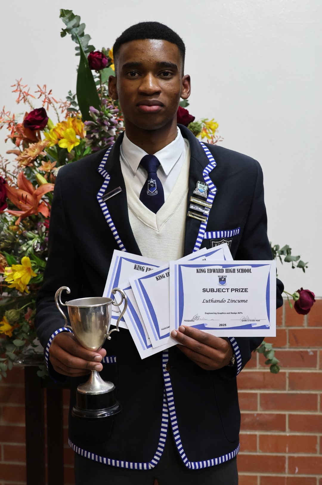 Luthando_Zincume_-_Best_Boys_Hockey_Striker.jpg Luthando_Zincume_-_Best_Boys_Hockey_Striker.jpg